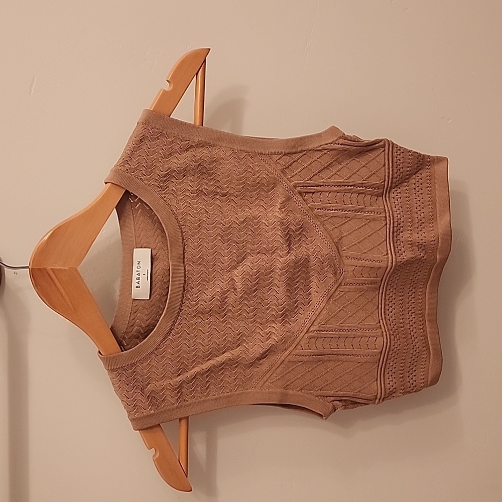 Aritza tank top with detail
